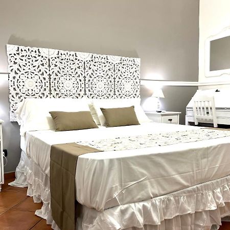 Bed and Breakfast Miluar - Centro Storico - Lungo La Via Della Musica Neapol Exteriér fotografie