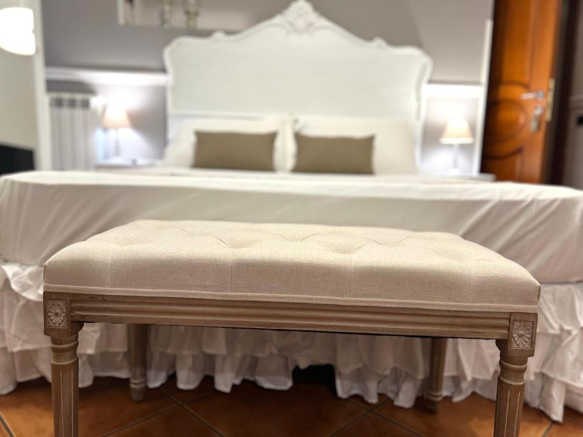 Bed and Breakfast Miluar - Centro Storico - Lungo La Via Della Musica Neapol Exteriér fotografie