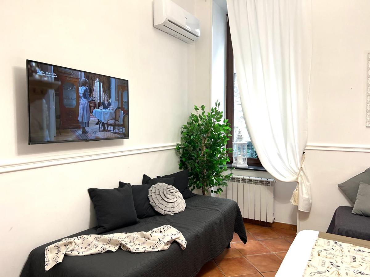 Bed and Breakfast Miluar - Centro Storico - Lungo La Via Della Musica Neapol Exteriér fotografie